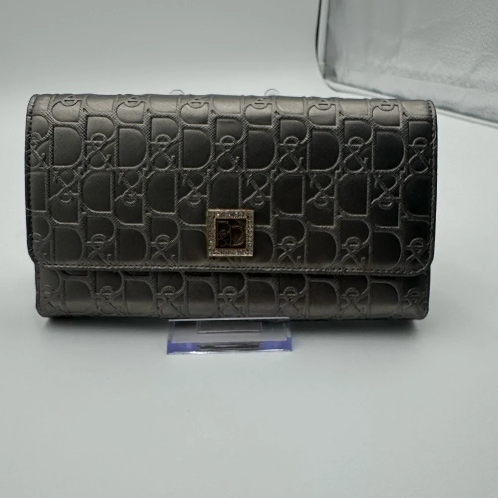 Pinky & Dianne Monogram Organizer Wallet Silver Taupe Tan Charm NEW